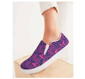 The Cricket Collection Women's Slip-On Canvas Shoes