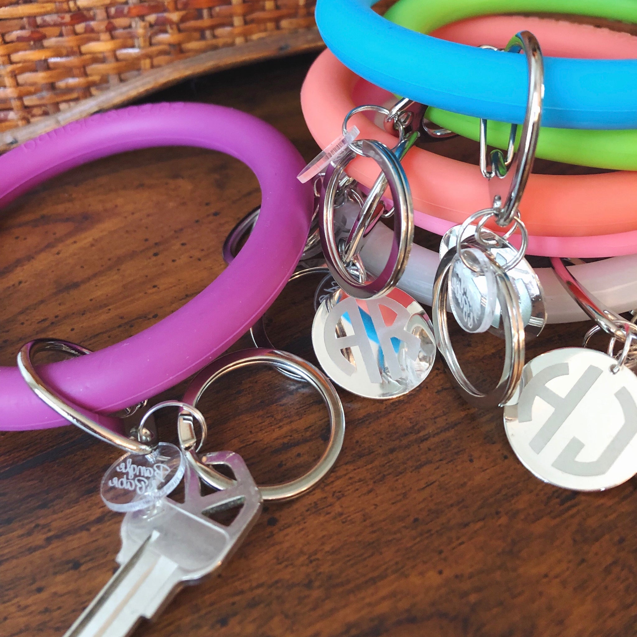 Wristlet Keychain Bangle And Babe Bracelet Key Ring Wholesale
